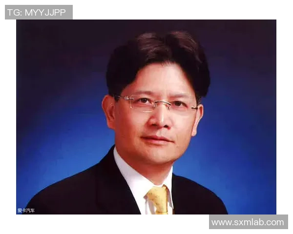 李伟畅谈英雄联盟职业生涯的起伏与成长之路